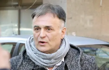 Branislav Lečić doživeo saobraćajnu nesreću svet novine svet portal