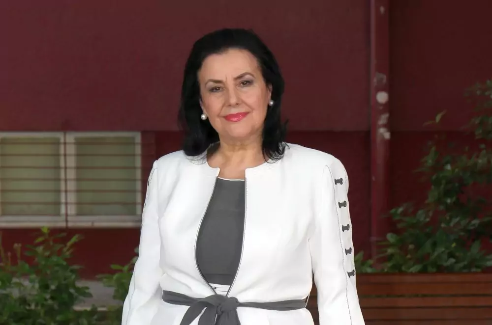 Ćerka Snežane Savić svet novine svet portal