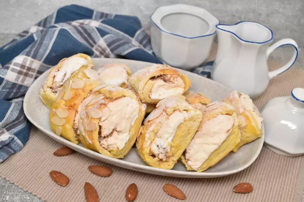recept za štrudlice sa bademima