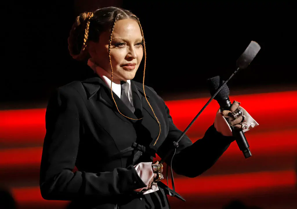 Preminuo Madonin rođeni brat