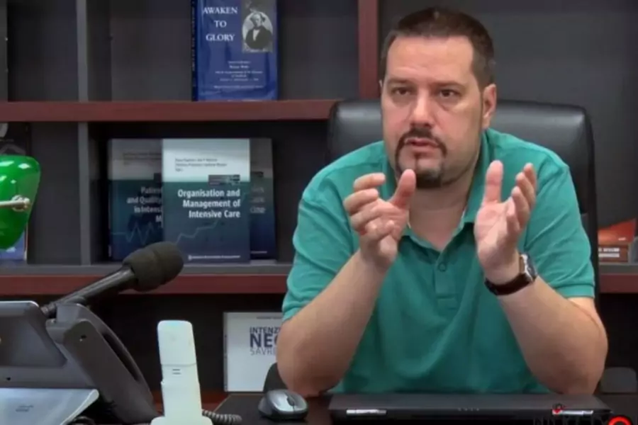 Dečko Irine Vukotić