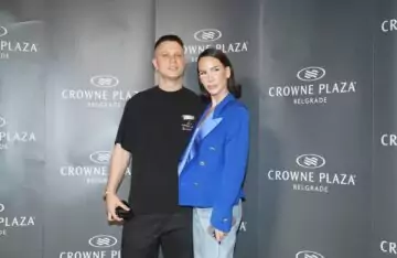 Nikolija Jovanović i njena sestra svet novine svet portal