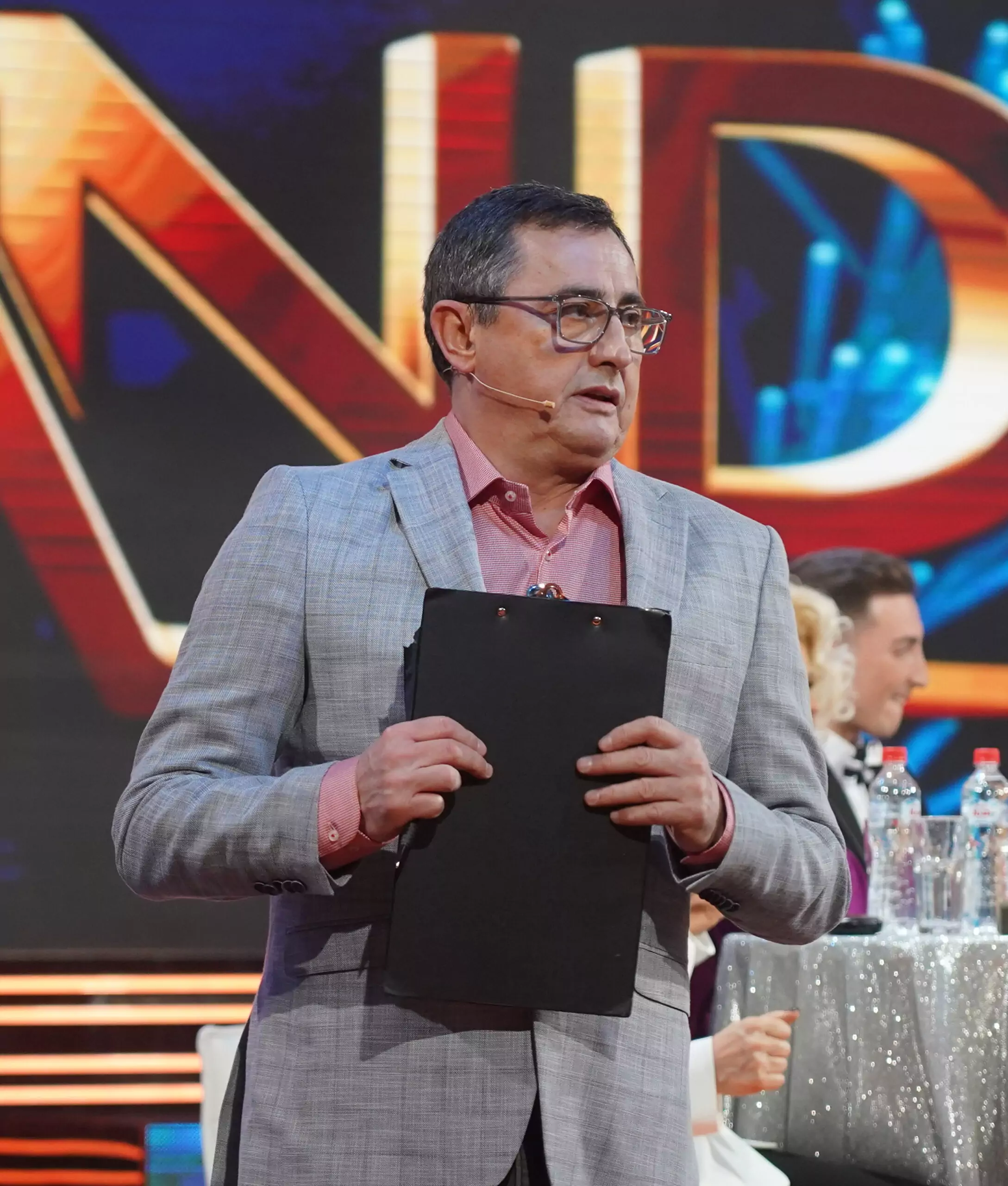 Zvezde Granda se nastavljaju svet portal