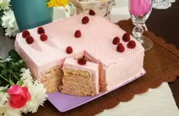 Torta s malinama svet portal svet