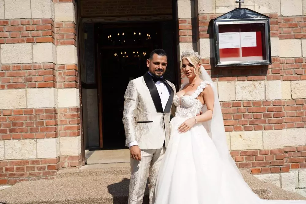 Crkveno venčanje MIlice Kemez i Bore Santane svet novine svet portal