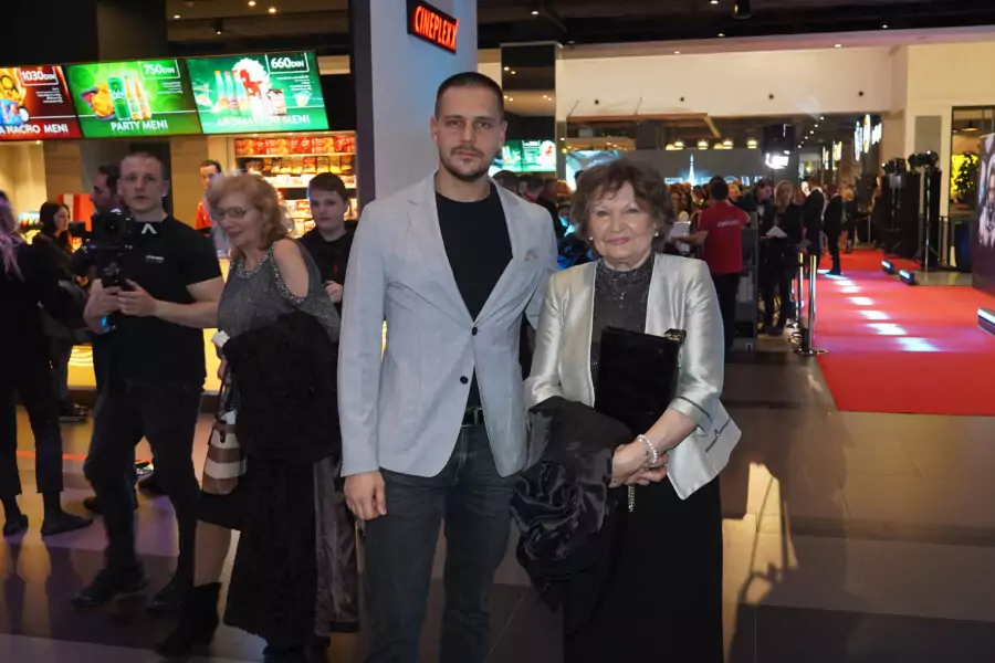 Milos Bikovic's mother svet novine svet Portal 