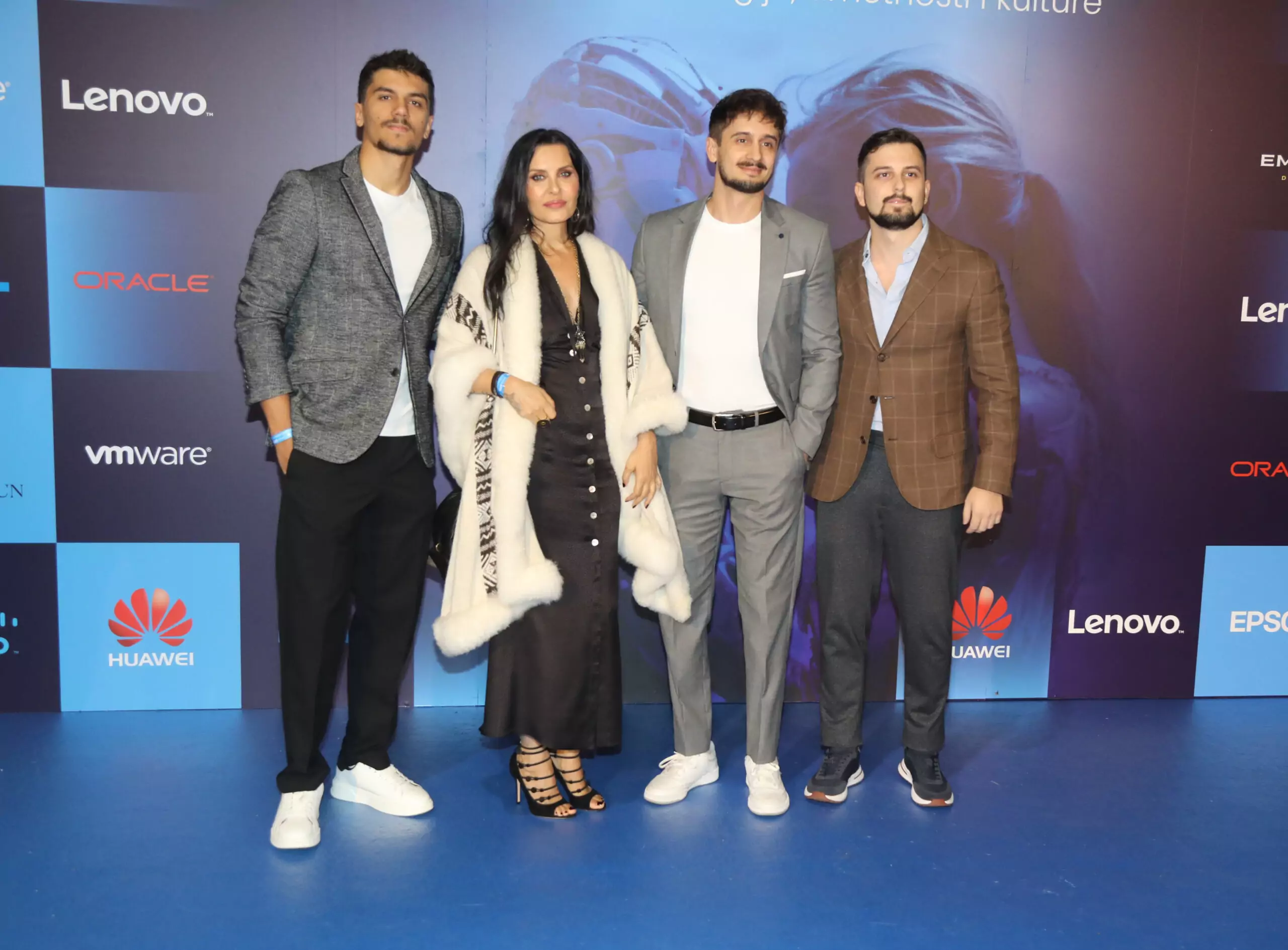 Elena Karaman i Veljko Kuzmančević svet novine svet portal