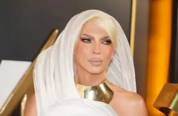 Jelena Karleuša tužila je Georgieva svet portal svet