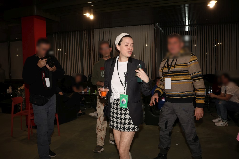 Devojka Saleta Tropika svet portal svet