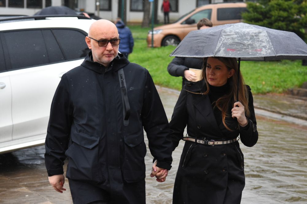 Sahranjen brat Viki Miljković svet novine svet portal