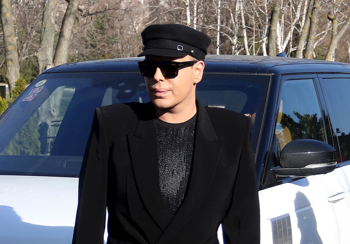 Boki 13 Mladen Radulović