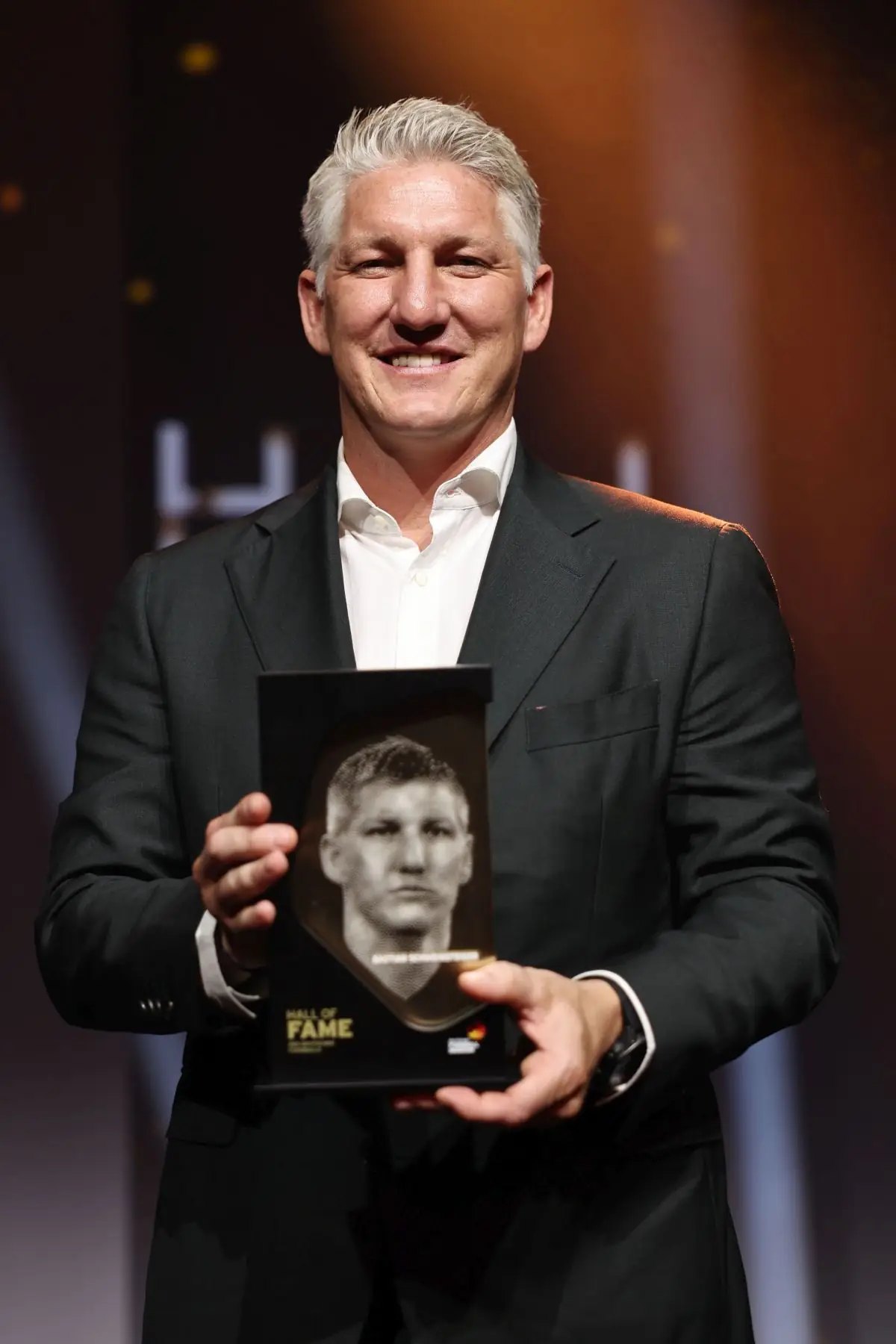 Bastijan Švajnštajger plače