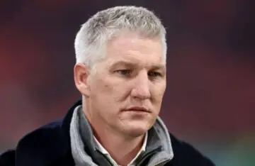 Bastijan Švajnštajger plače