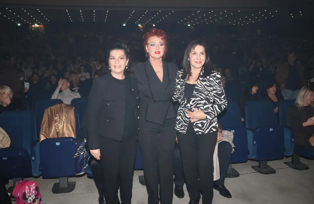 Sanja Maletić, Adelisa i Milena Plavšić